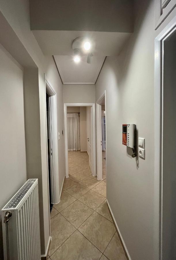 Hector Apartment Airport By Airstay Spáta Exteriör bild