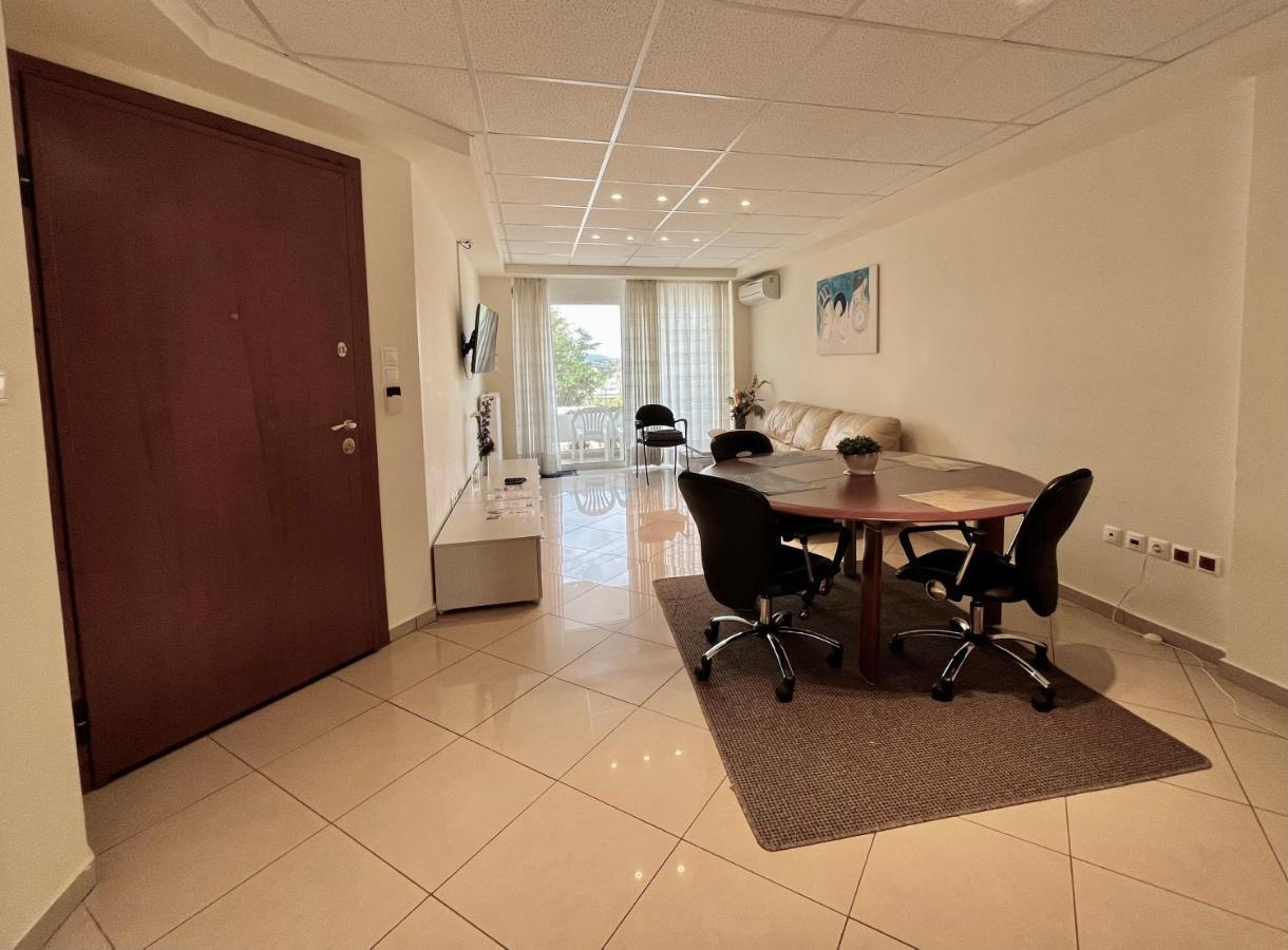 Hector Apartment Airport By Airstay Spáta Exteriör bild
